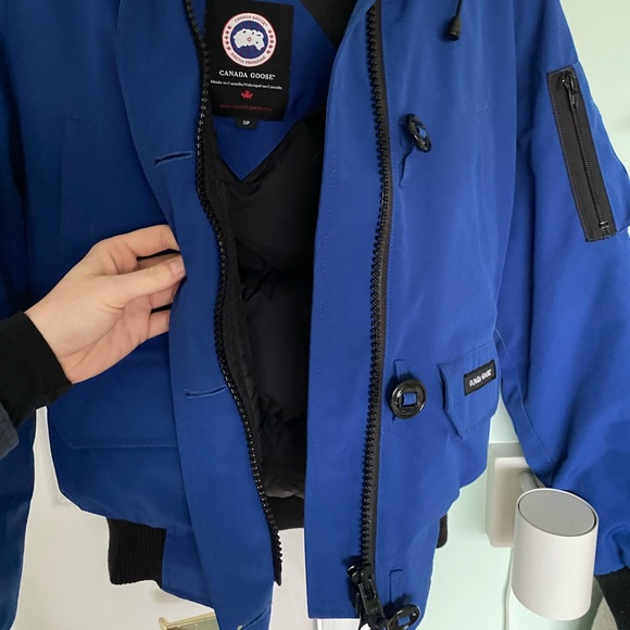 Canada Goose Chilliwack Bomber Size Small - Picture 6 of 9